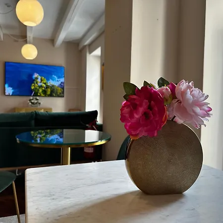 Antica Stallera فندق كانوبيو