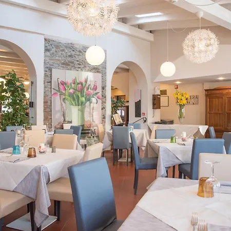 Antica Stallera فندق كانوبيو